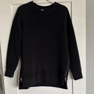 Varley Ribbed Black Sweatshirt